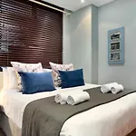 Eden On The Bay 129 By Hostagents